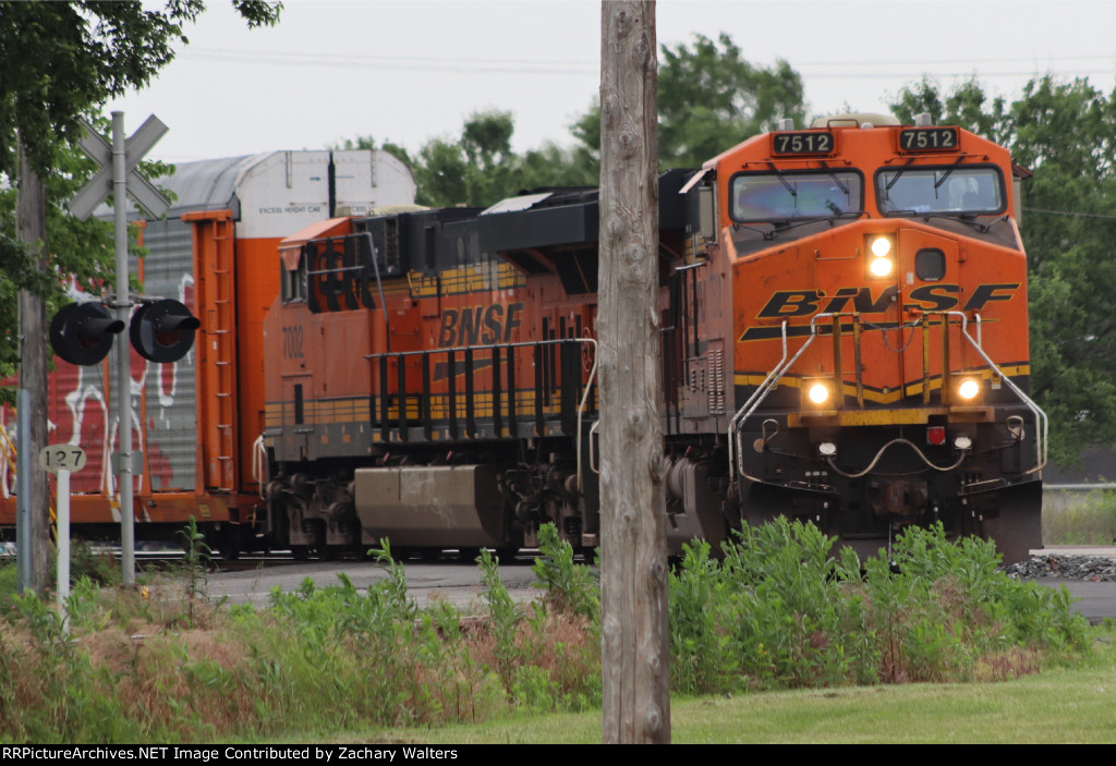 BNSF 7512 7002